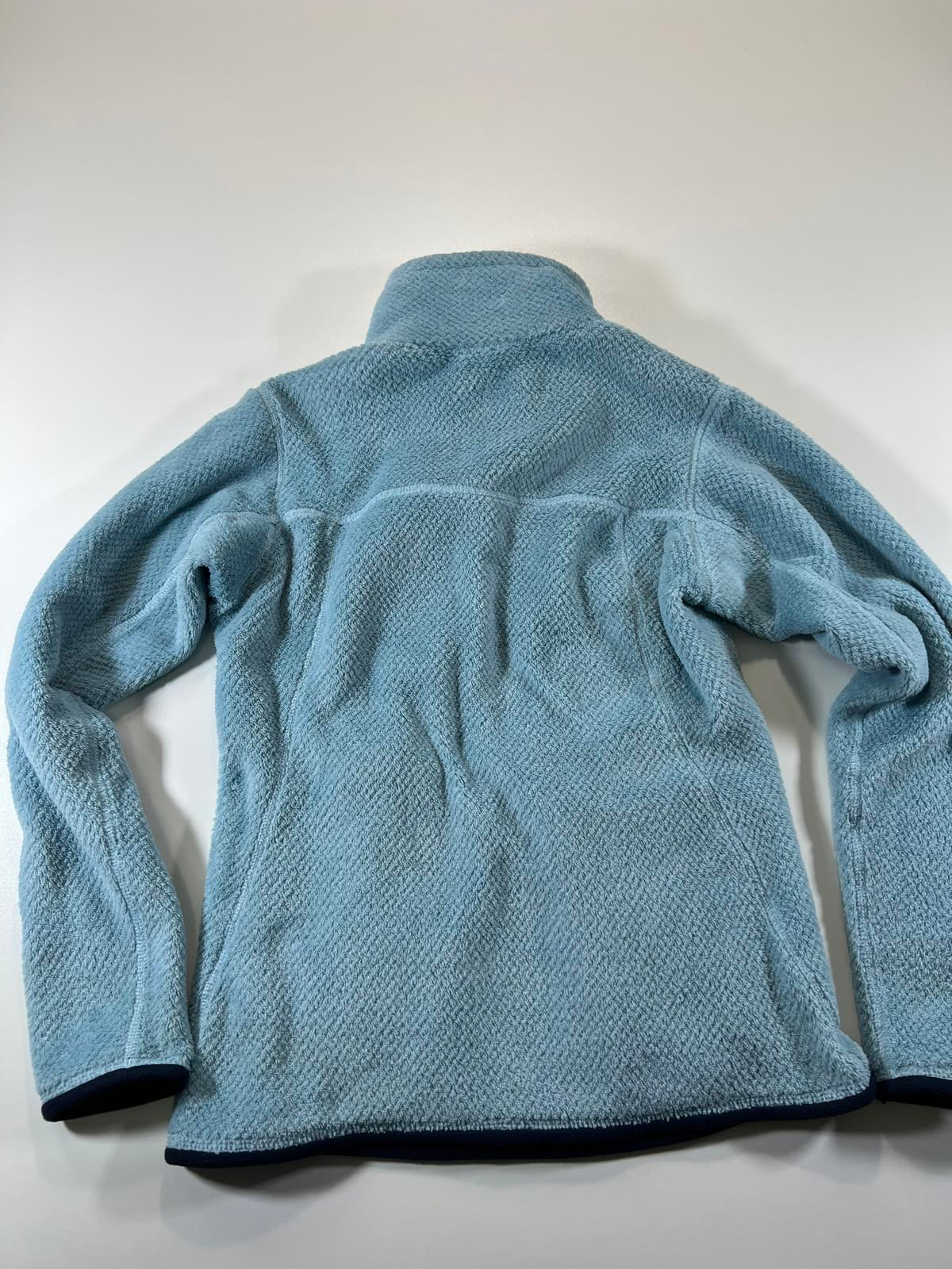 Patagonia Women's Light Blue Fleece Pullover XS