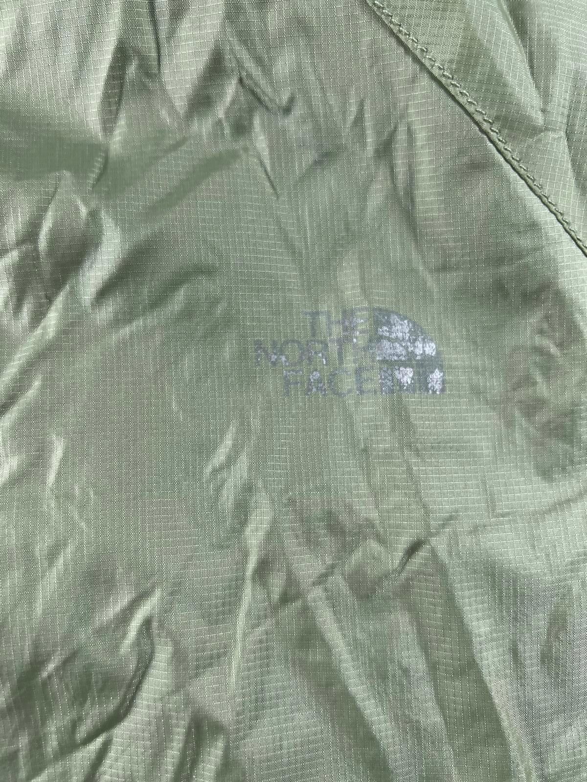 The North Face Women's Lightweight Nylon Jacket Size L