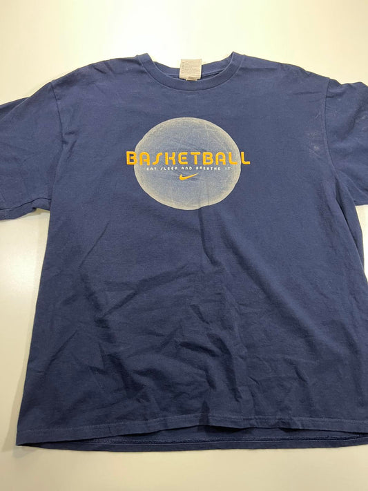 Vintage Nike Basketball Graphic T-Shirt Large Navy Blue