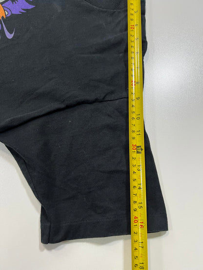 Vintage XL T-Shirt with Tasmanian Devil Graphic