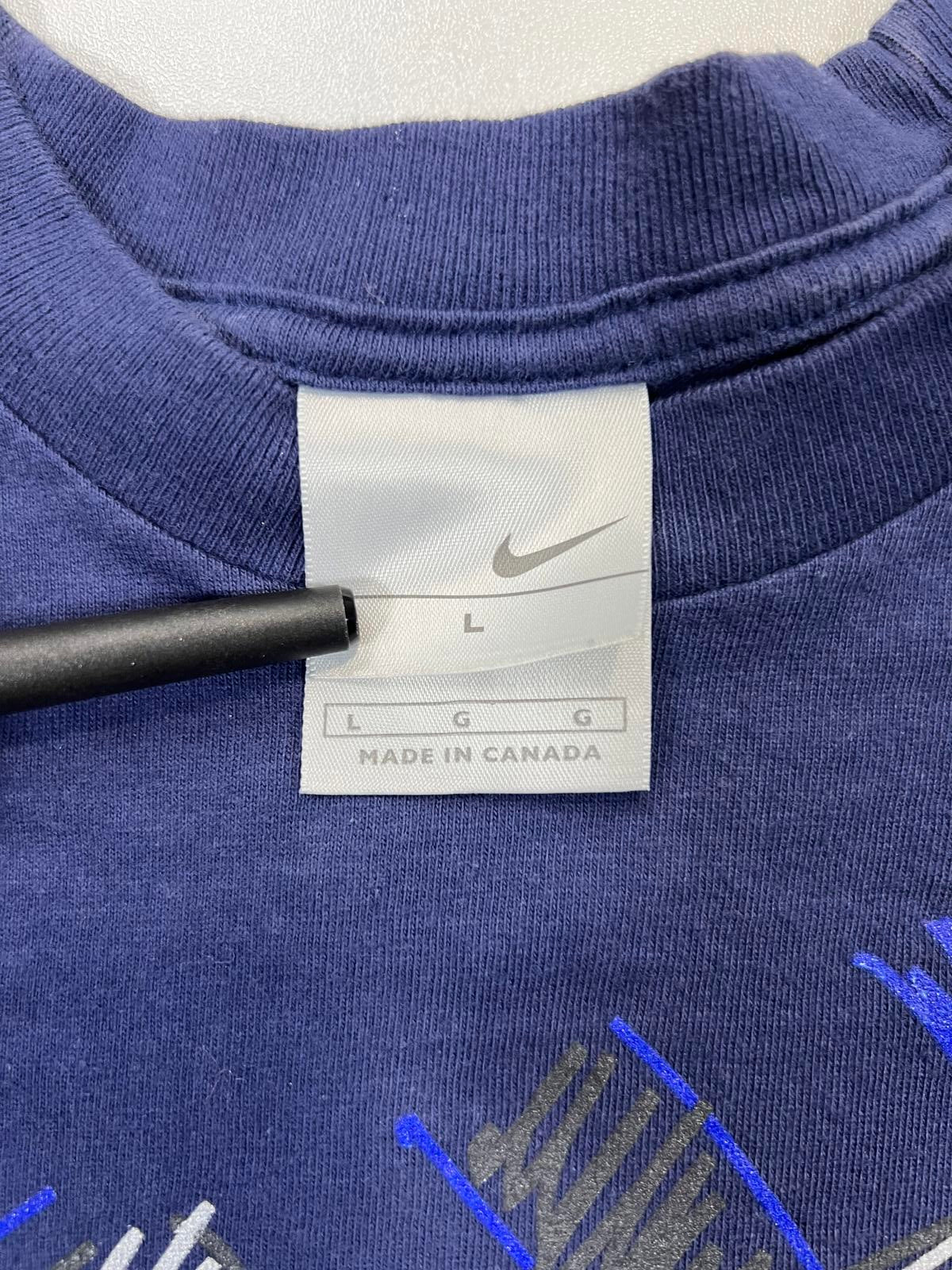 Vintage Men's Nike Graphic T-Shirt Blue Size Medium