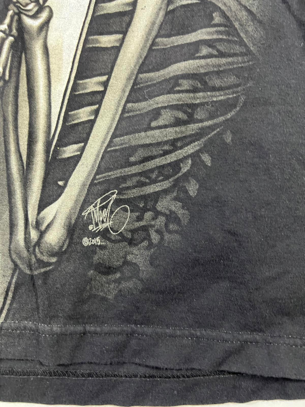 Graphic Black T-Shirt with Queen and King Skeleton Design