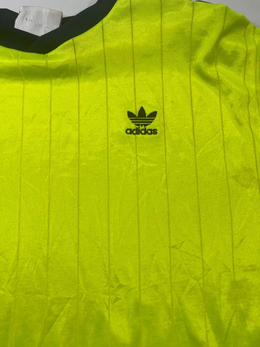 Adidas Vintage Yellow and Black T-Shirt XL