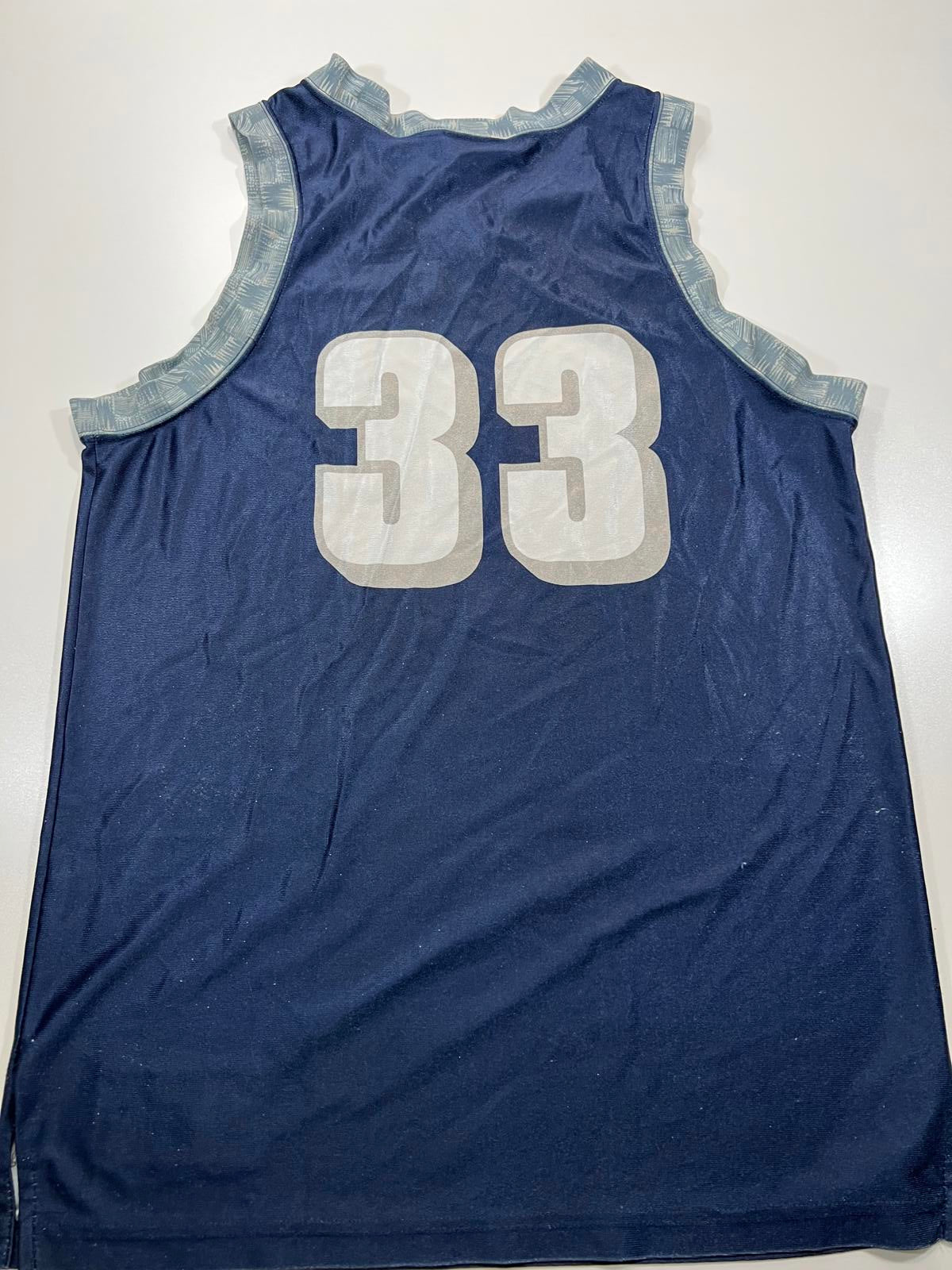 Vintage Nike Georgetown #33 Men's Basketball Jersey Medium
