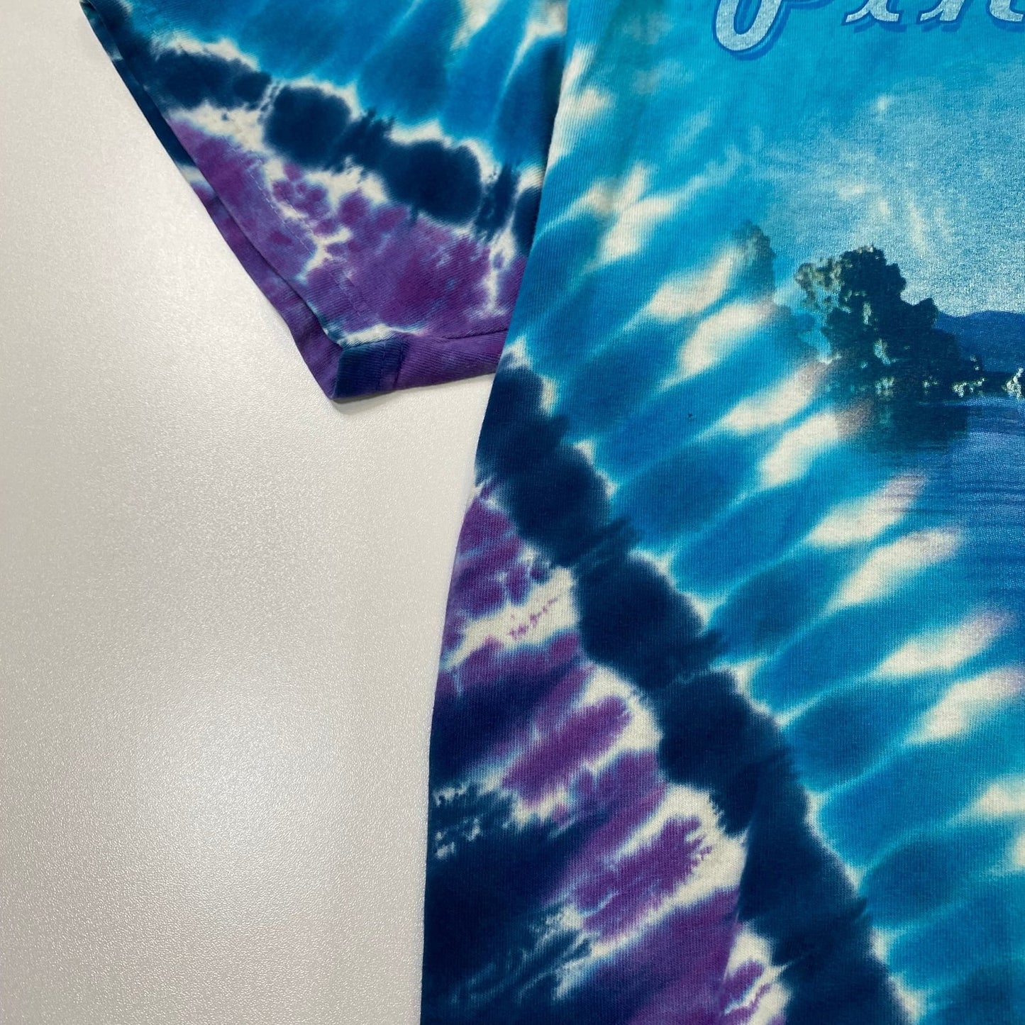 VINTAGE PINK FLOYD 2002 tie dye Progressive rock band promo shirt