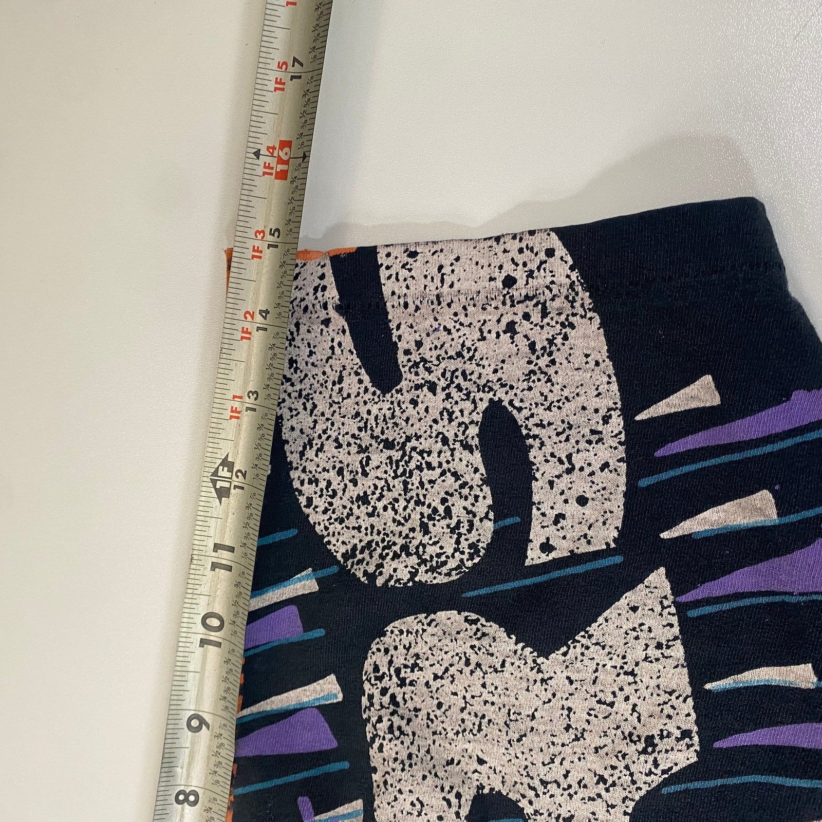 Vintage 90s Chicago Bears Magic Johnson T's All Over Print T-Shirt