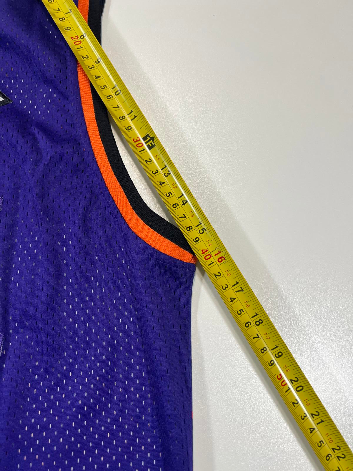 Mitchell & Ness HardwoodClassics Phoenix Suns #34 Jersey