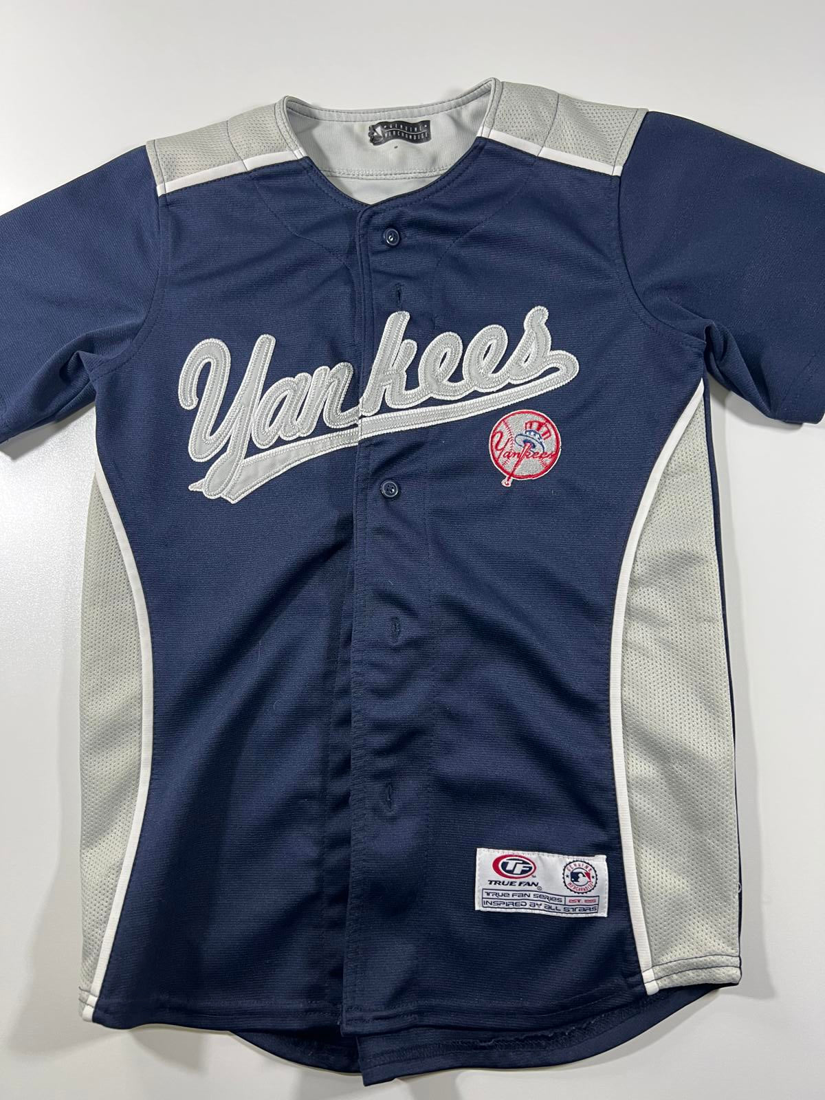True Fan New York Yankees Baseball Jersey youth medium