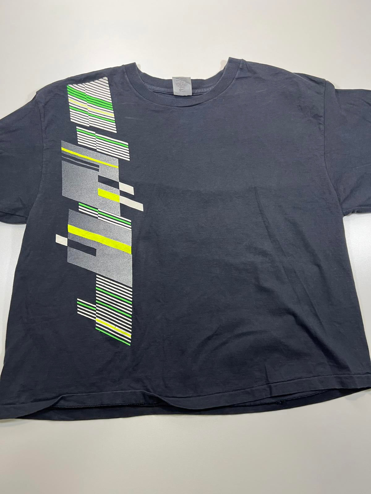 Vintage Nike grey tag Men's XL Graphic T-Shirt Black