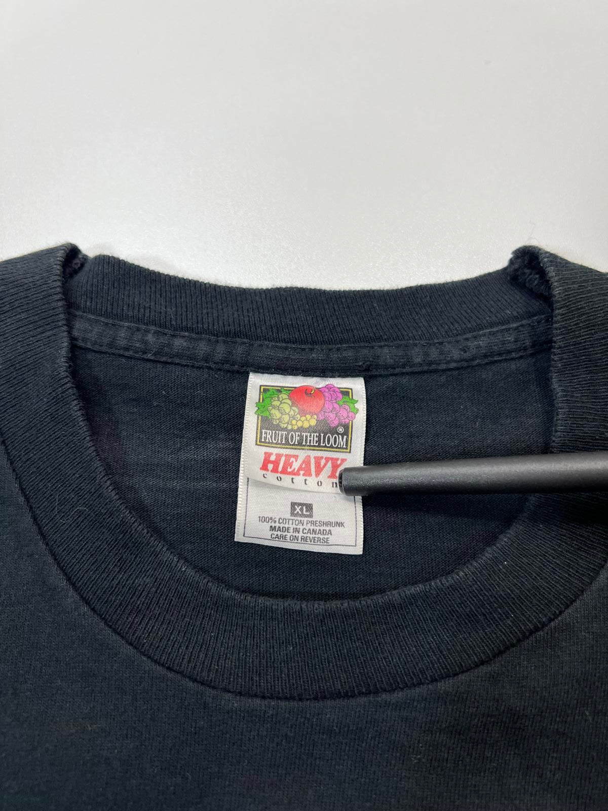 Vintage XL T-Shirt with Tasmanian Devil Graphic