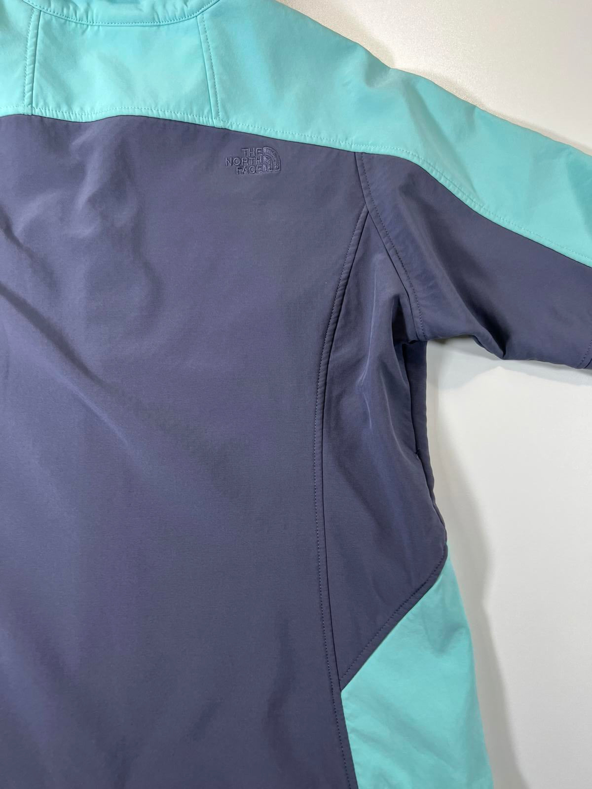 The North Face Women's Light Blue and Navy Softshell Jacket Womens XXL