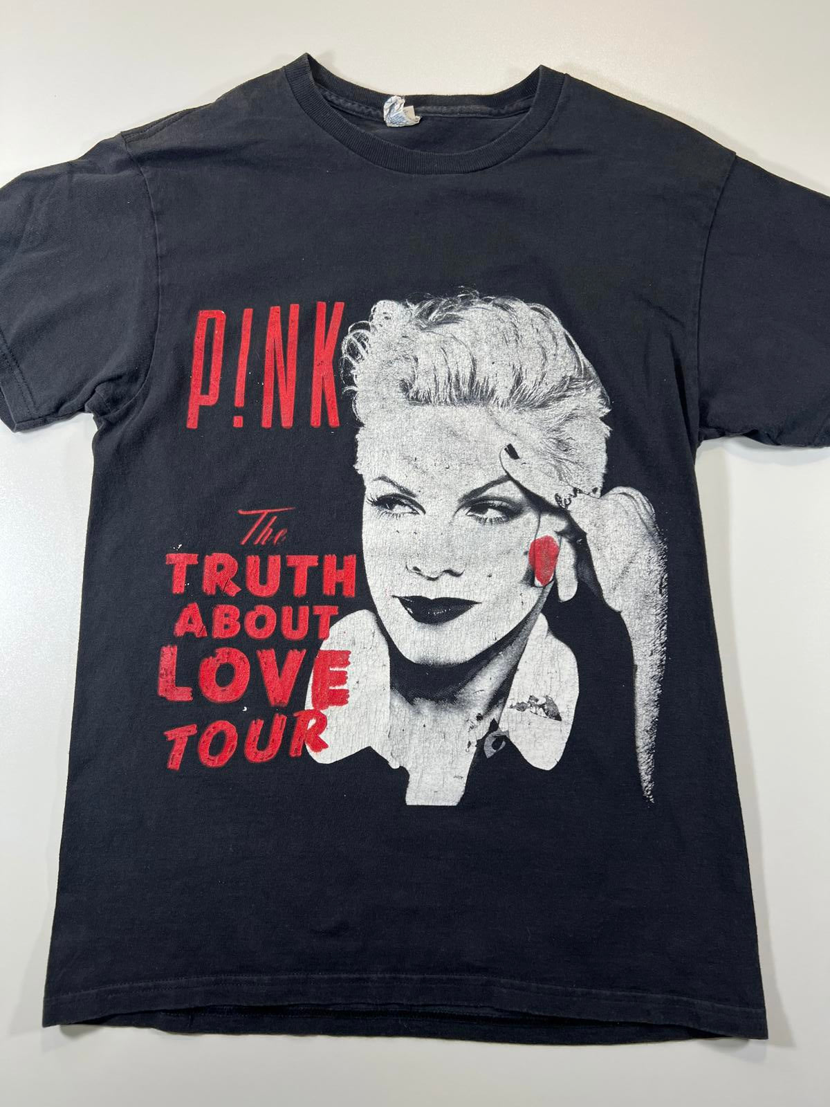 P!NK The Truth About Love Tour Black Graphic T- Shirt M