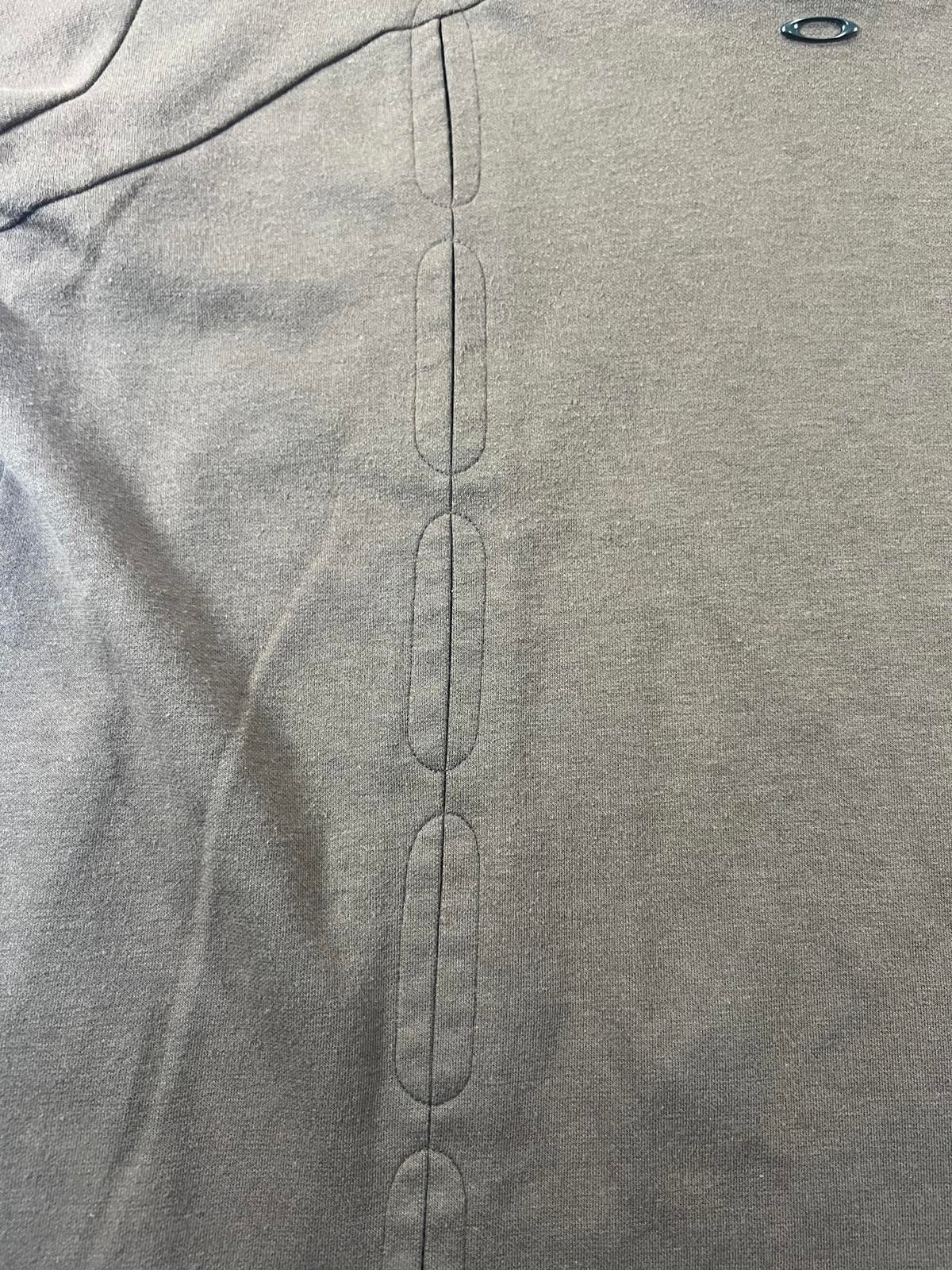 Vintage Oakley Polo Shirt Middle logo Size L