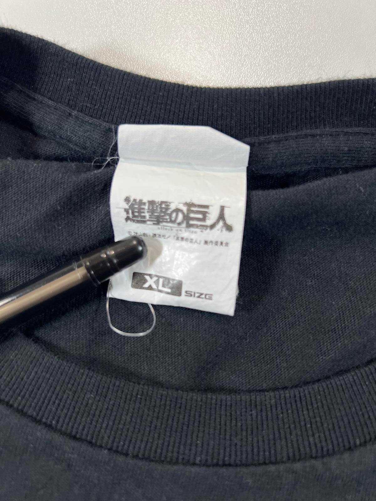 Attack on Titan survey corps graphic shirt size M