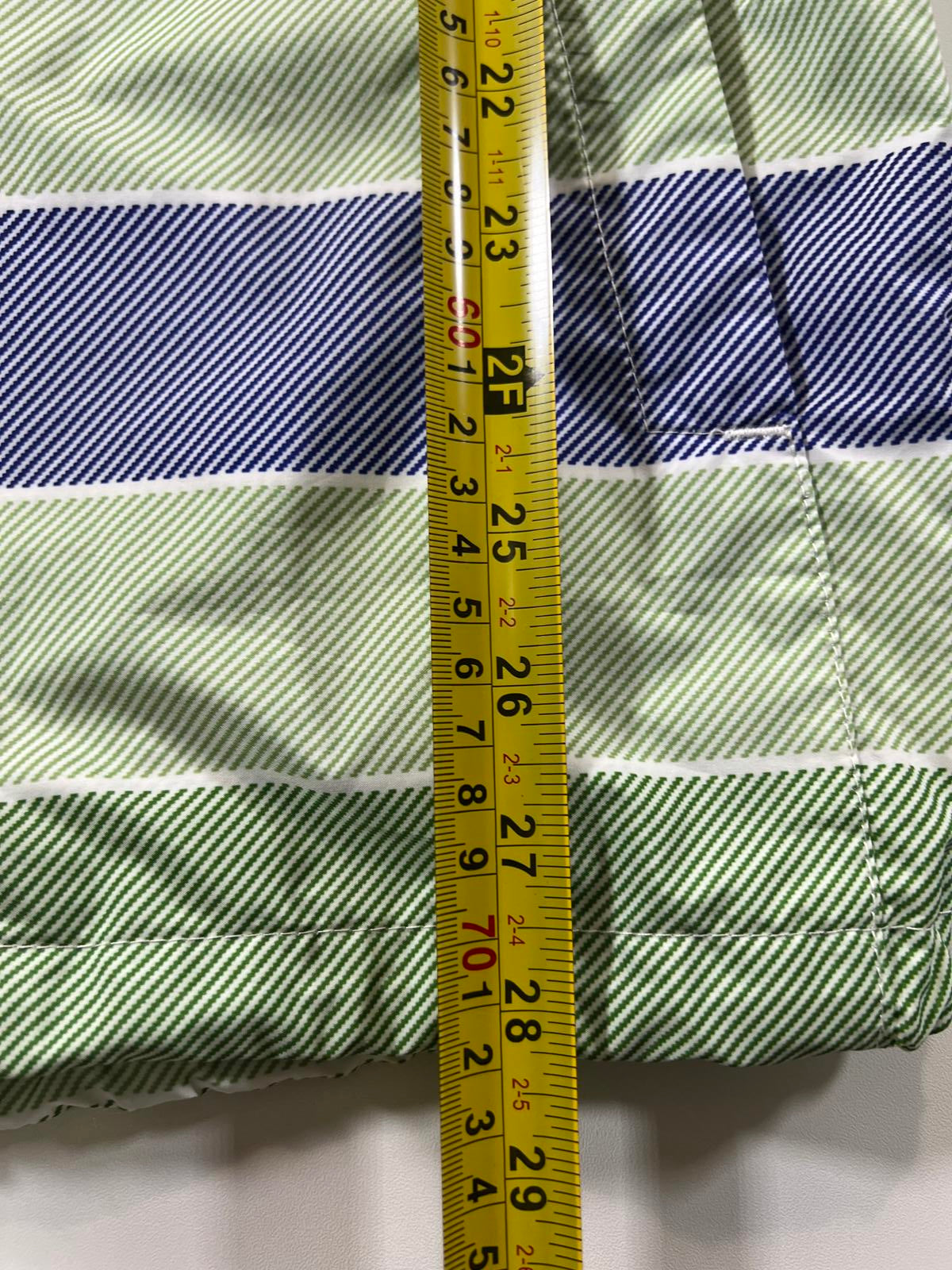 Oakley Men's Regular Fit Hooded Windbreaker Jacket L