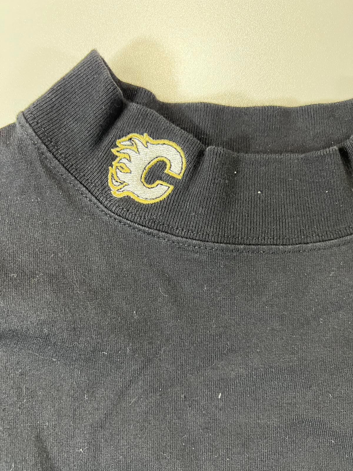 Calgary Flamesturtleneck Long Sleeve Shirt L