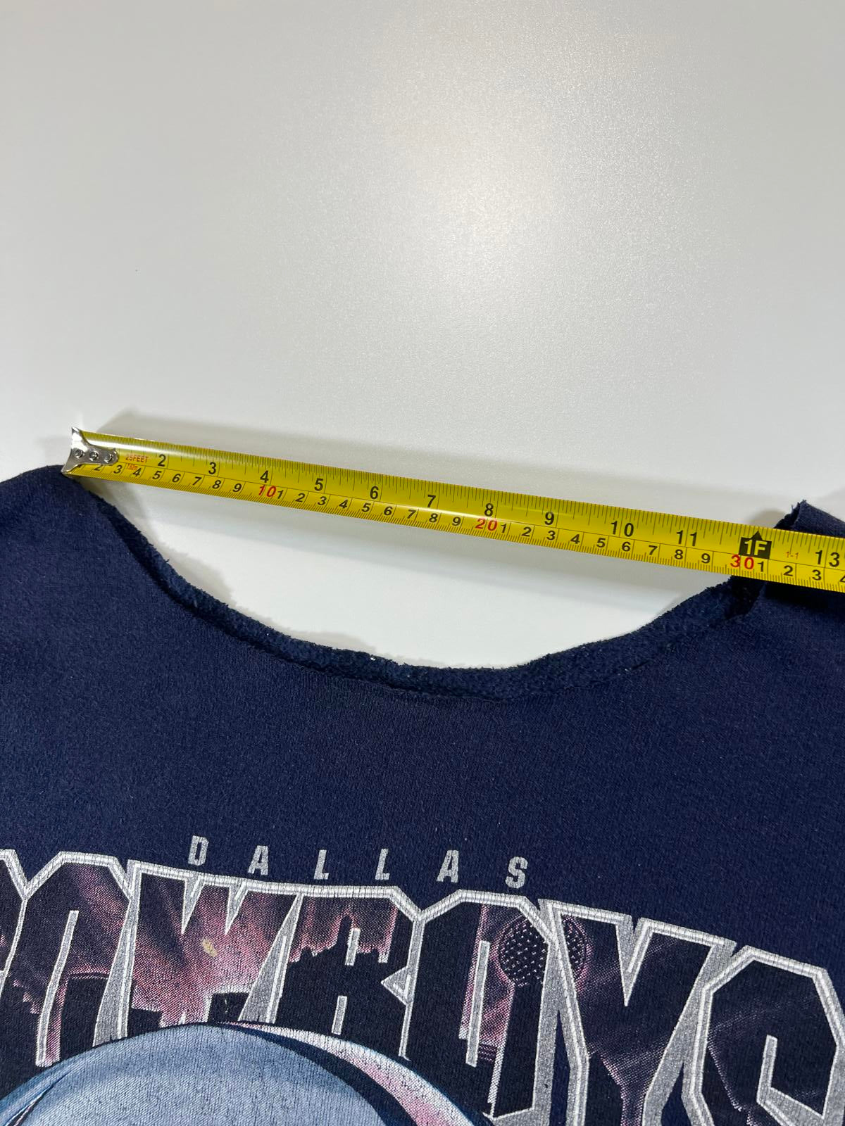 Dallas Cowboys Navy Blue cropped Graphic Sweatshirt L