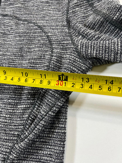 Lululemon Run Briskly 1/2 Zip Pullover in Coco Pique S