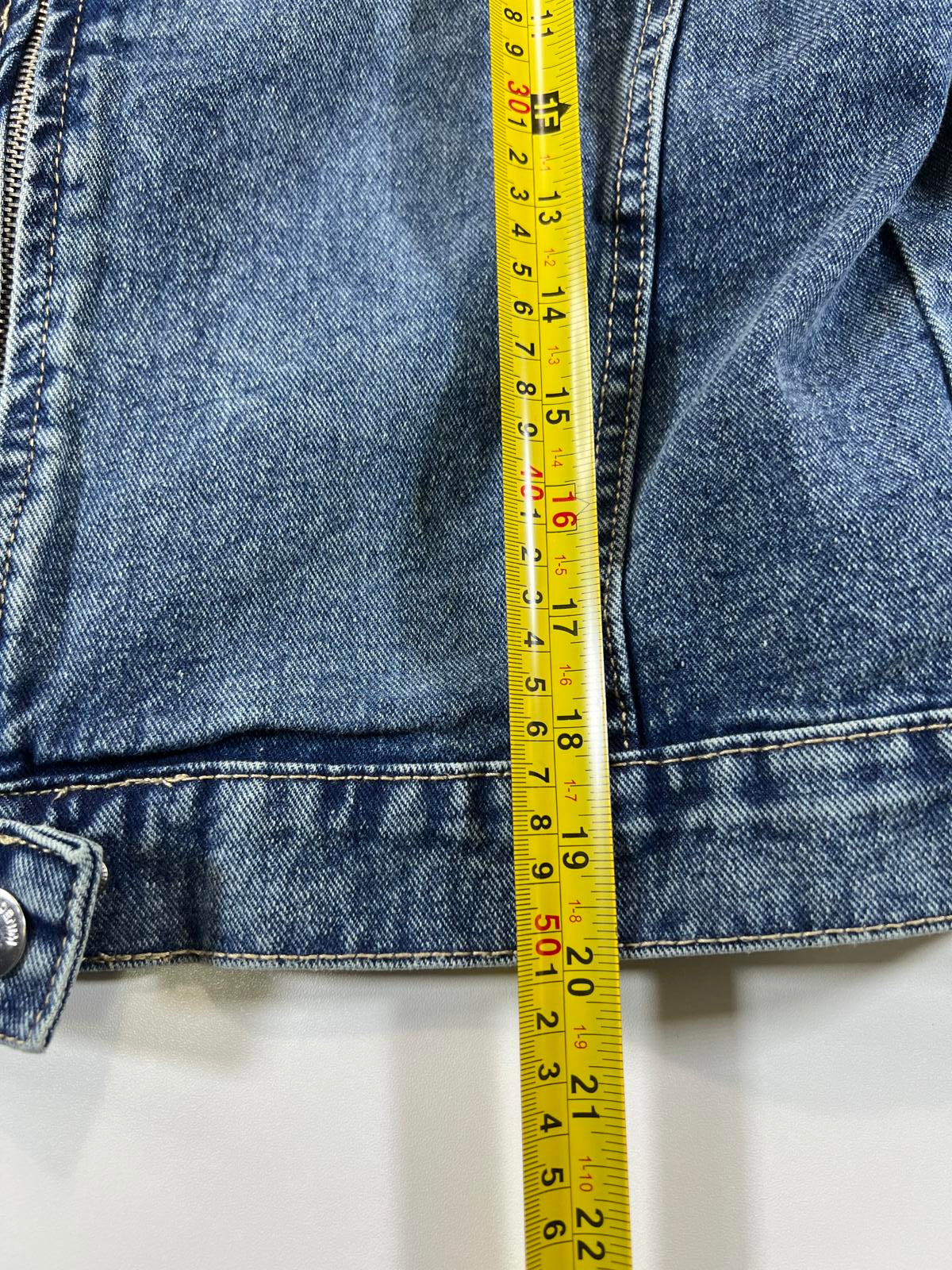 Refuge Denim Blue Cropped Denim Jacket - Size L