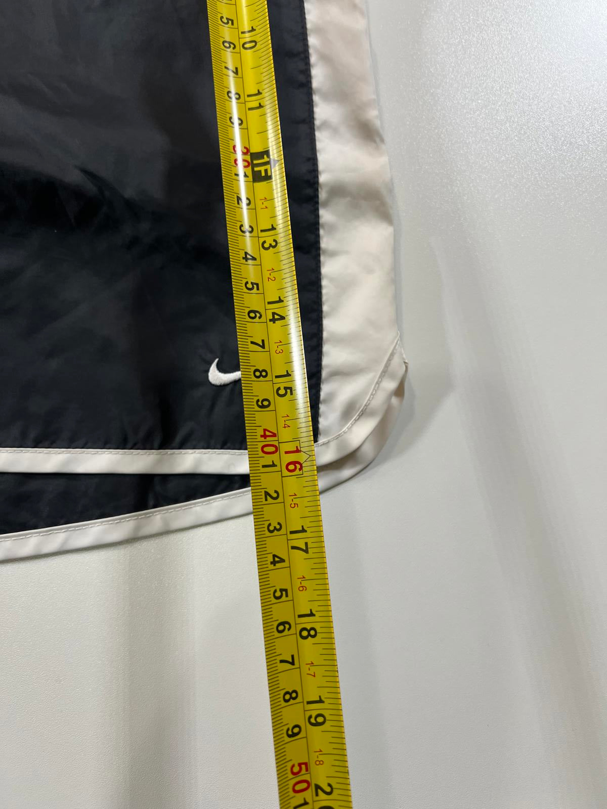 Nike Men's Black and White Athletic Shorts