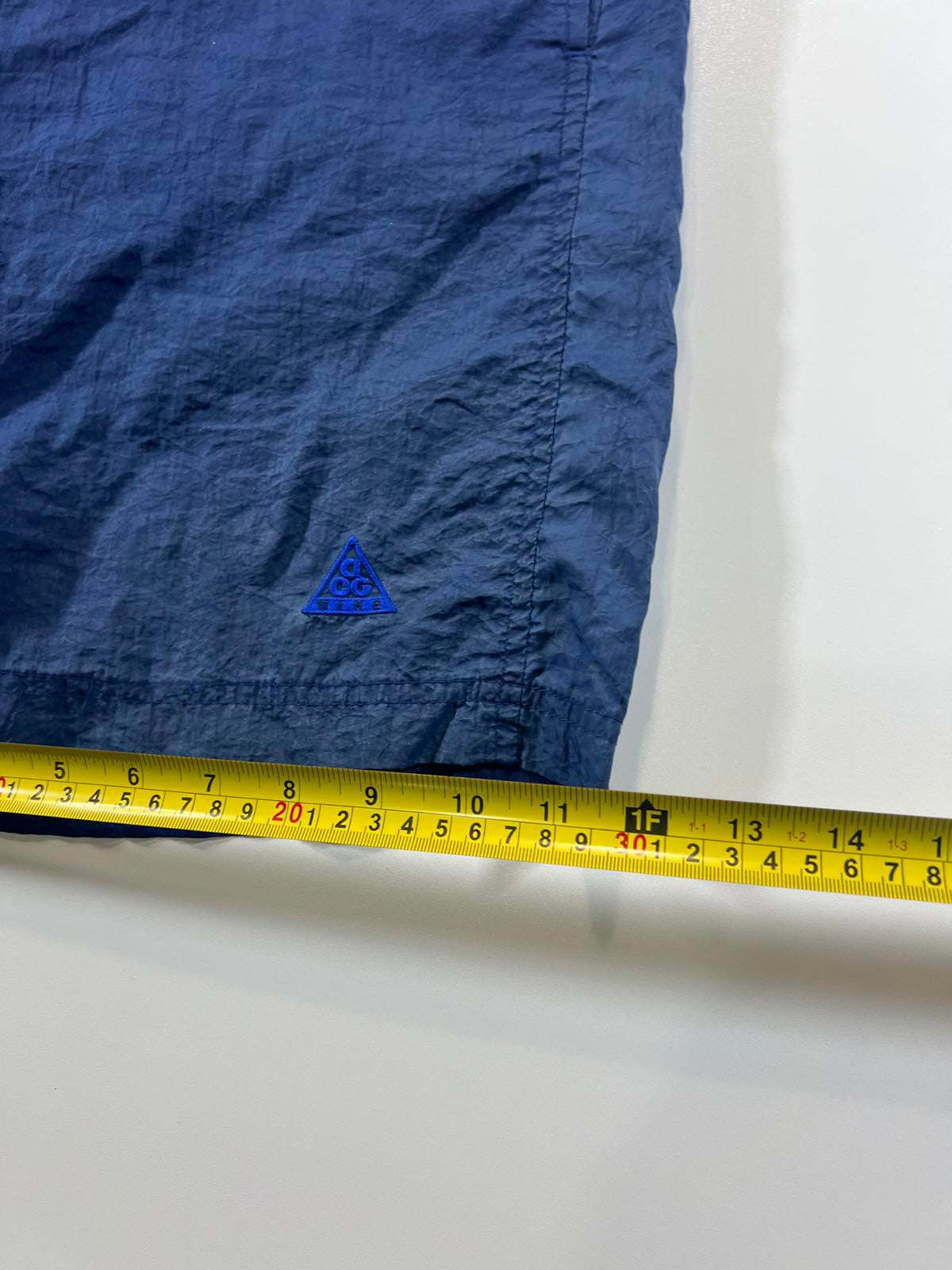 Vintage Nike ACG Men's Navy Blue Athletic Shorts