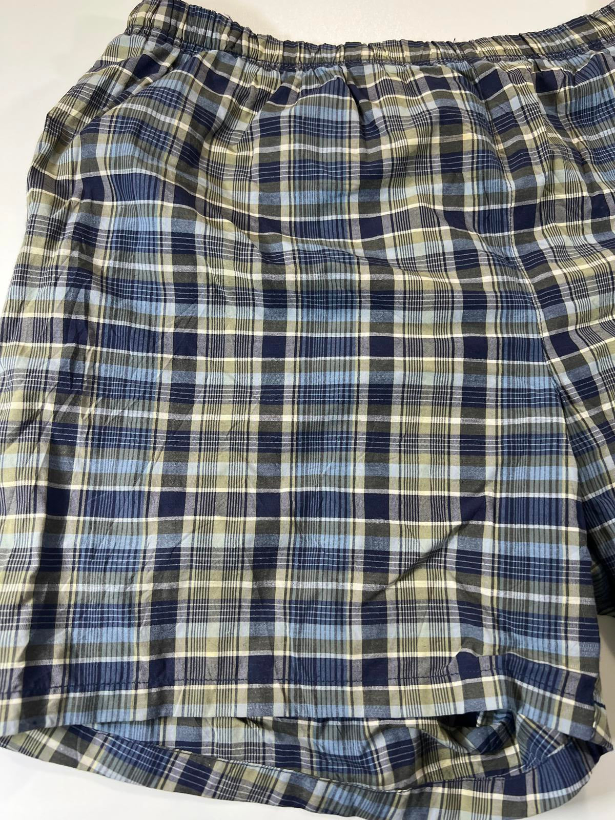 Nautica Men's Blue and Beige Plaid Shorts