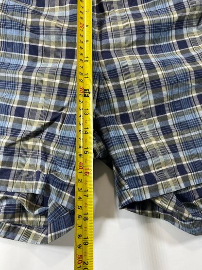 Nautica Men's Blue and Beige Plaid Shorts