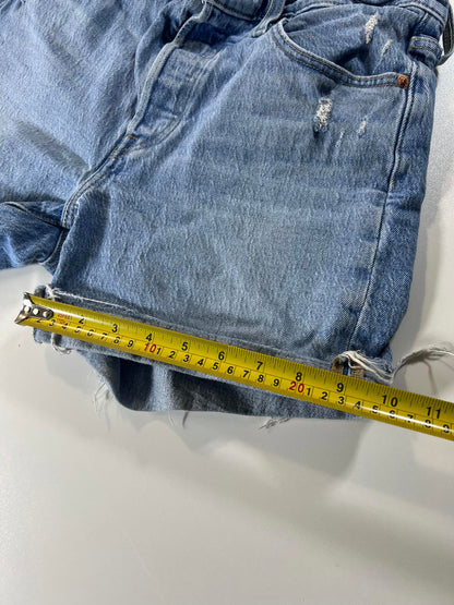 Levi’s Distressed Denim Shorts 28