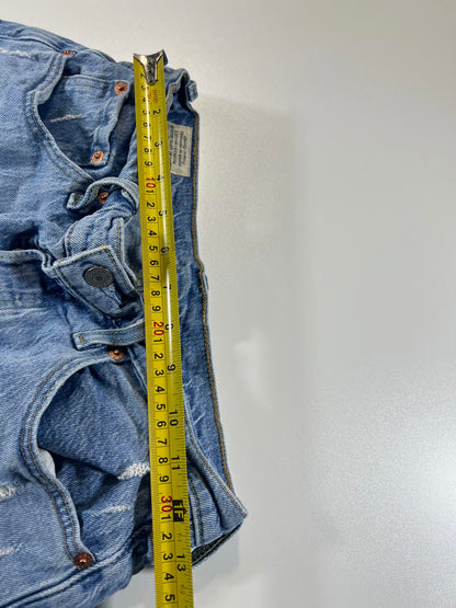 Levi’s Distressed Denim Shorts 28