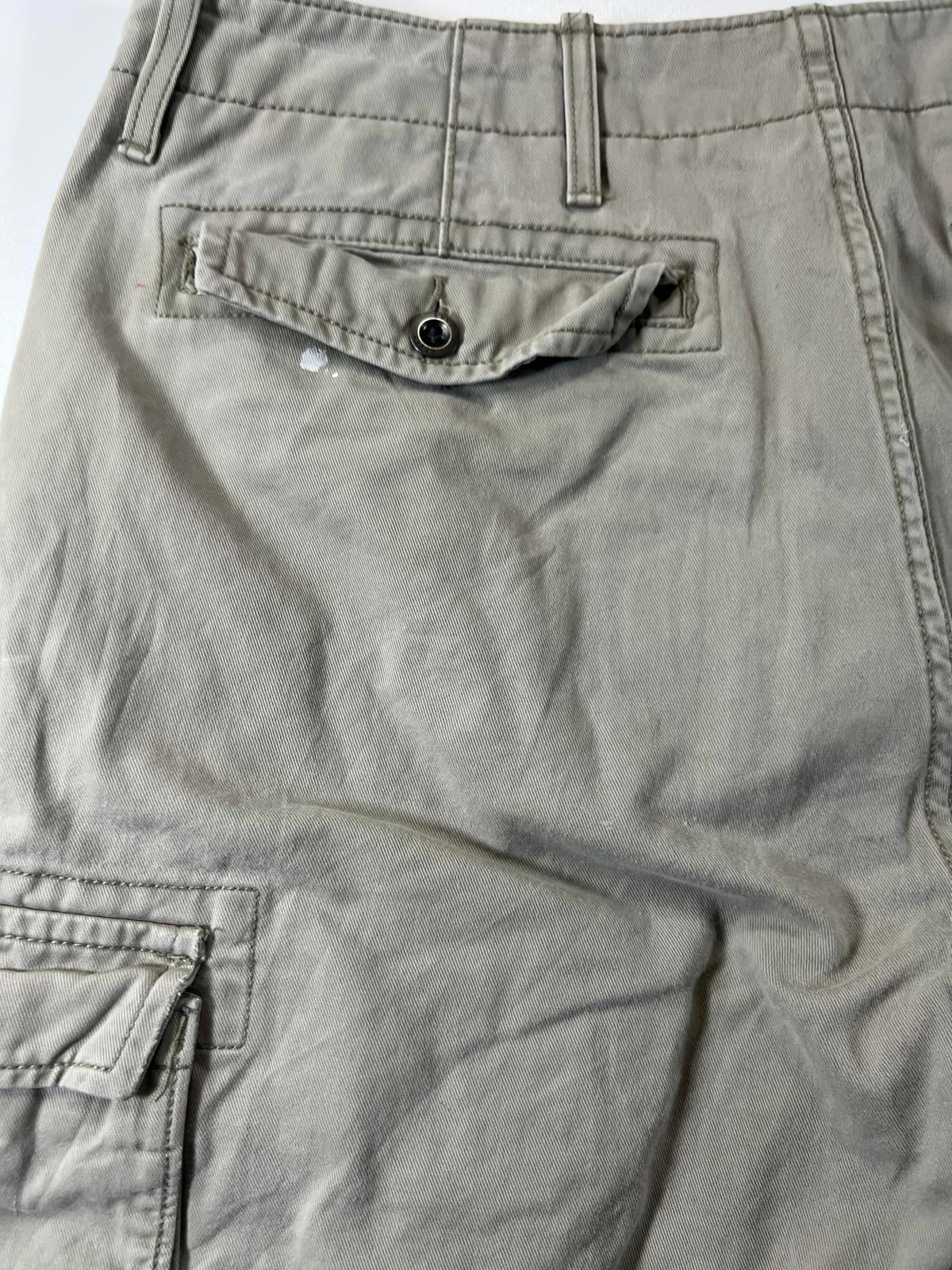 Men's Levi’s Cargo Shorts with Multiple Pockets