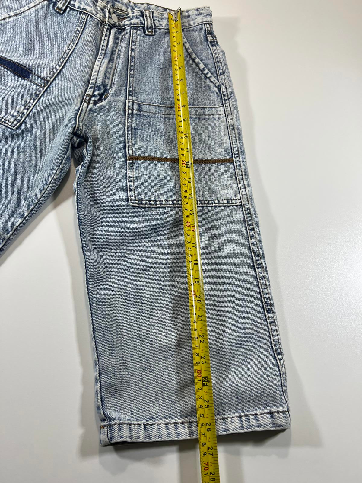 Wide Leg Light Wash Denim Jeans with Patch Pockets