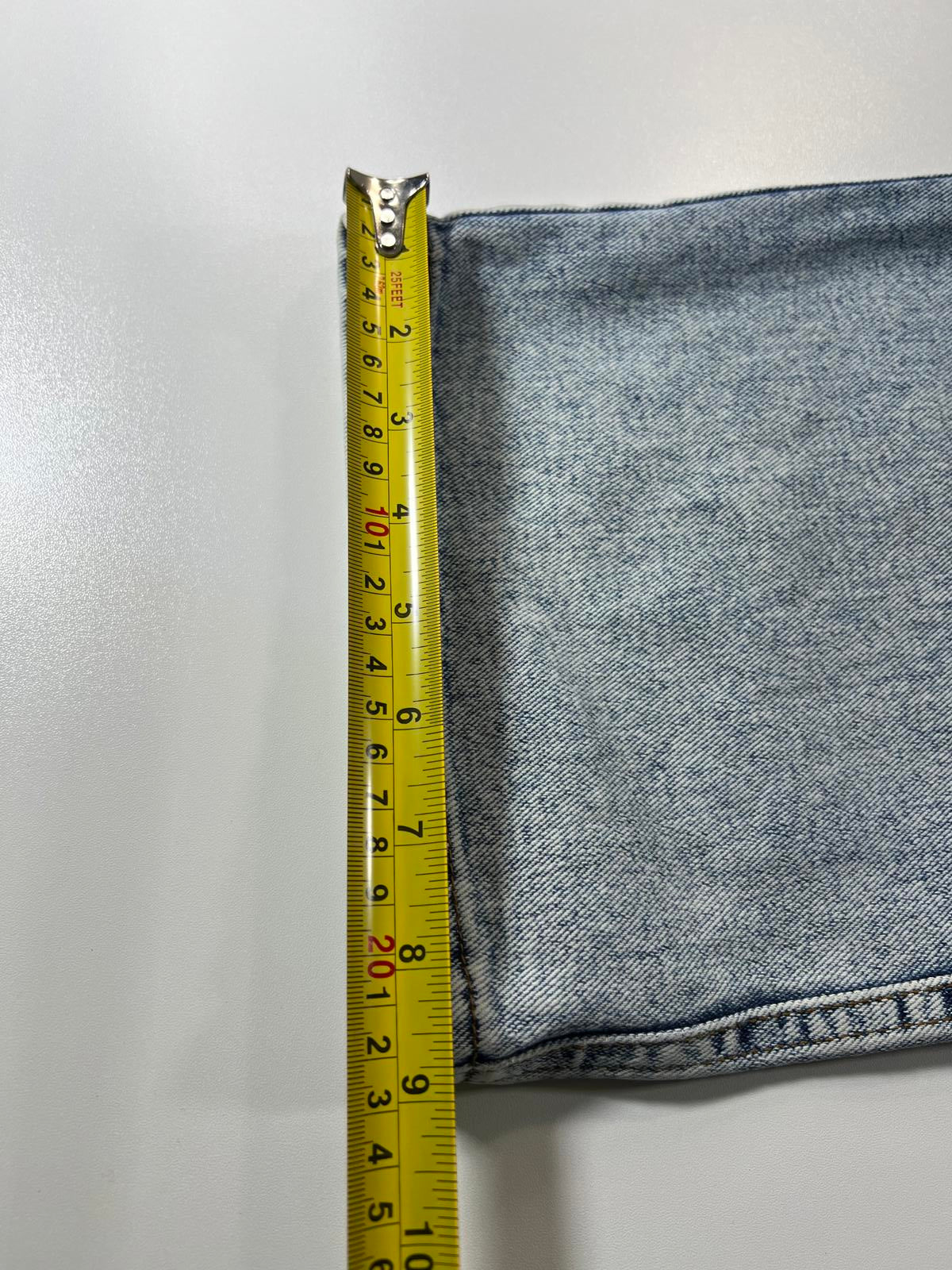 Wide Leg Light Wash Denim Jeans with Patch Pockets