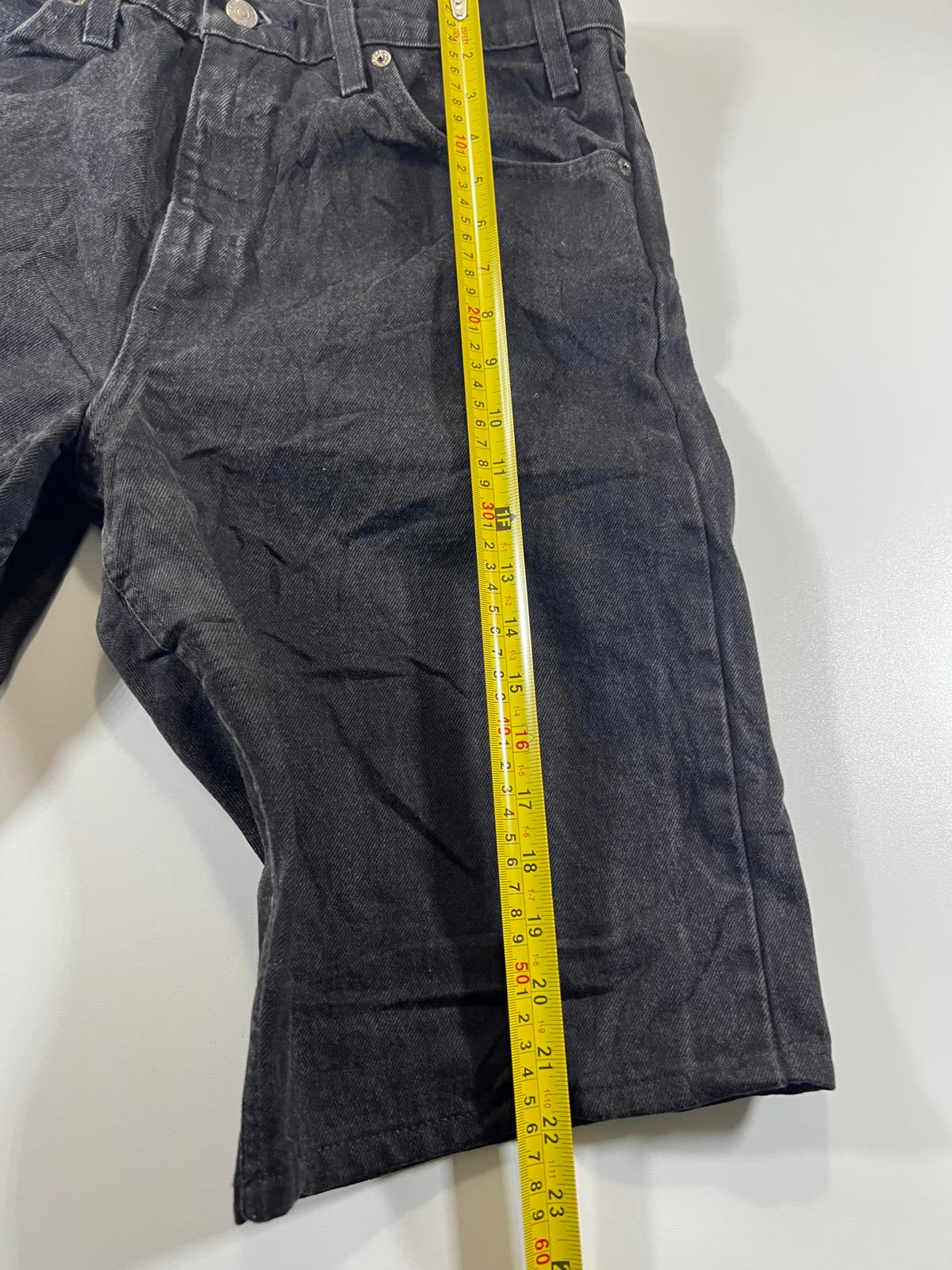 Vintage Levi’s 550 Black Denim Shorts 34