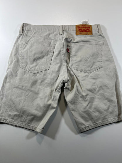 Vintage Levi’s 511 Men's Beige Casual Shorts 30