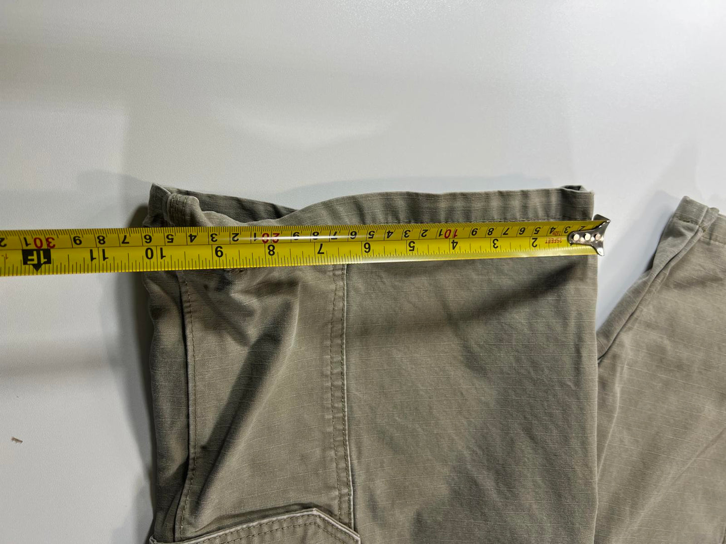 Vintage Wrangler Beige Cargo Shorts 32