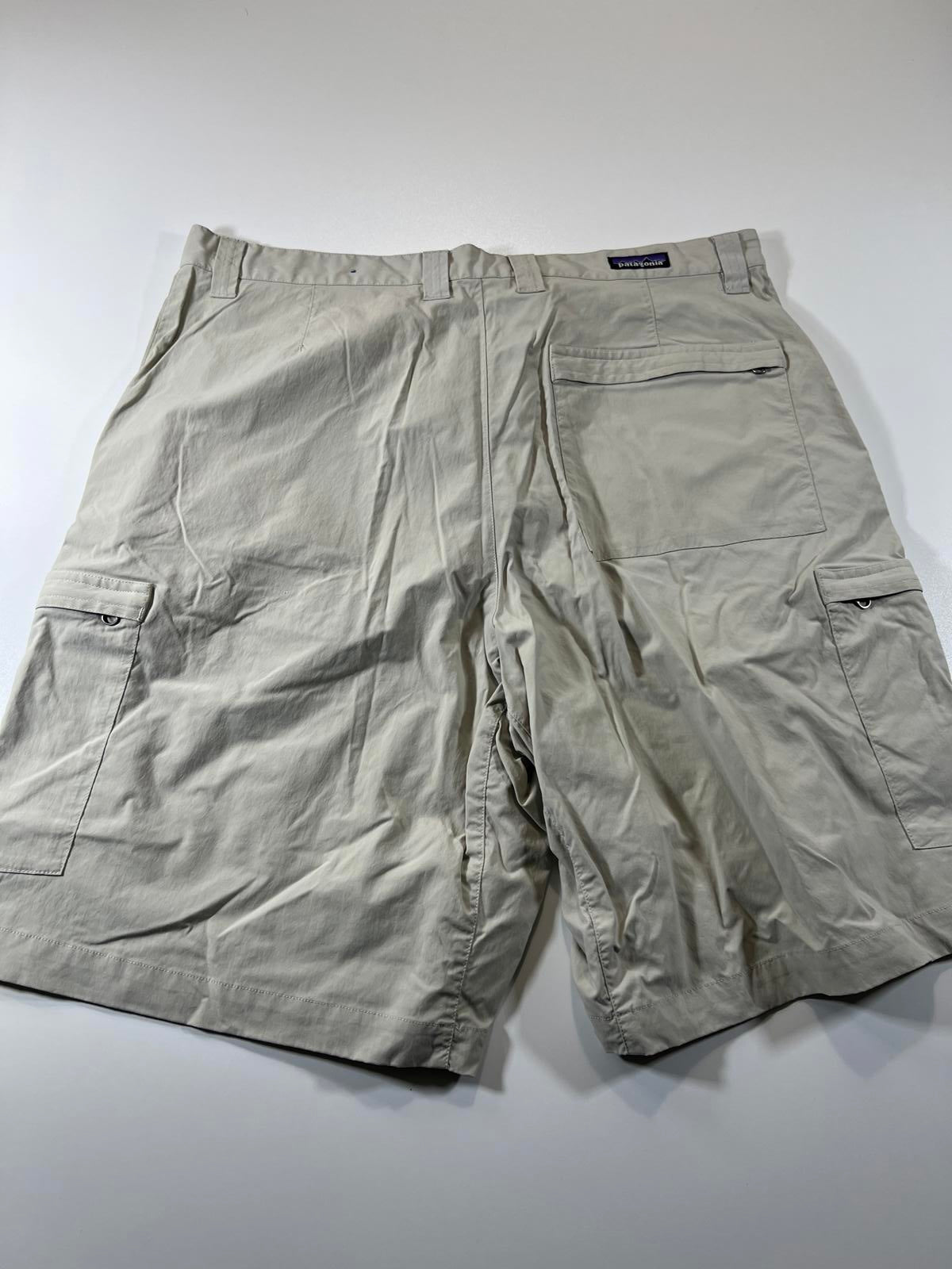 Patagonia Men's Beige Cargo Shorts 38