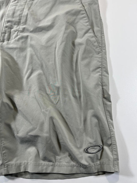 Oakley Men's Light Grey Casual Shorts
