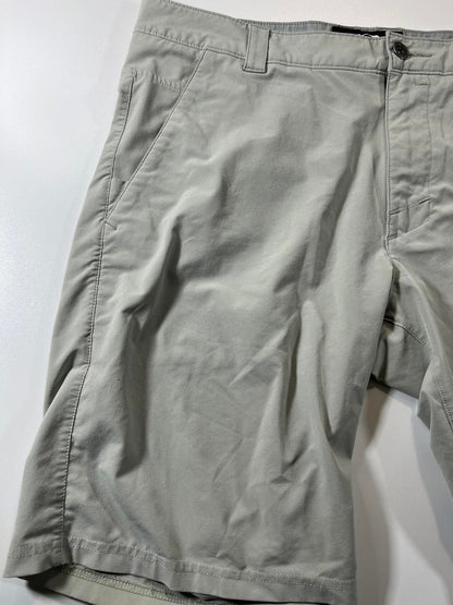 Oakley Men's Light Grey Casual Shorts