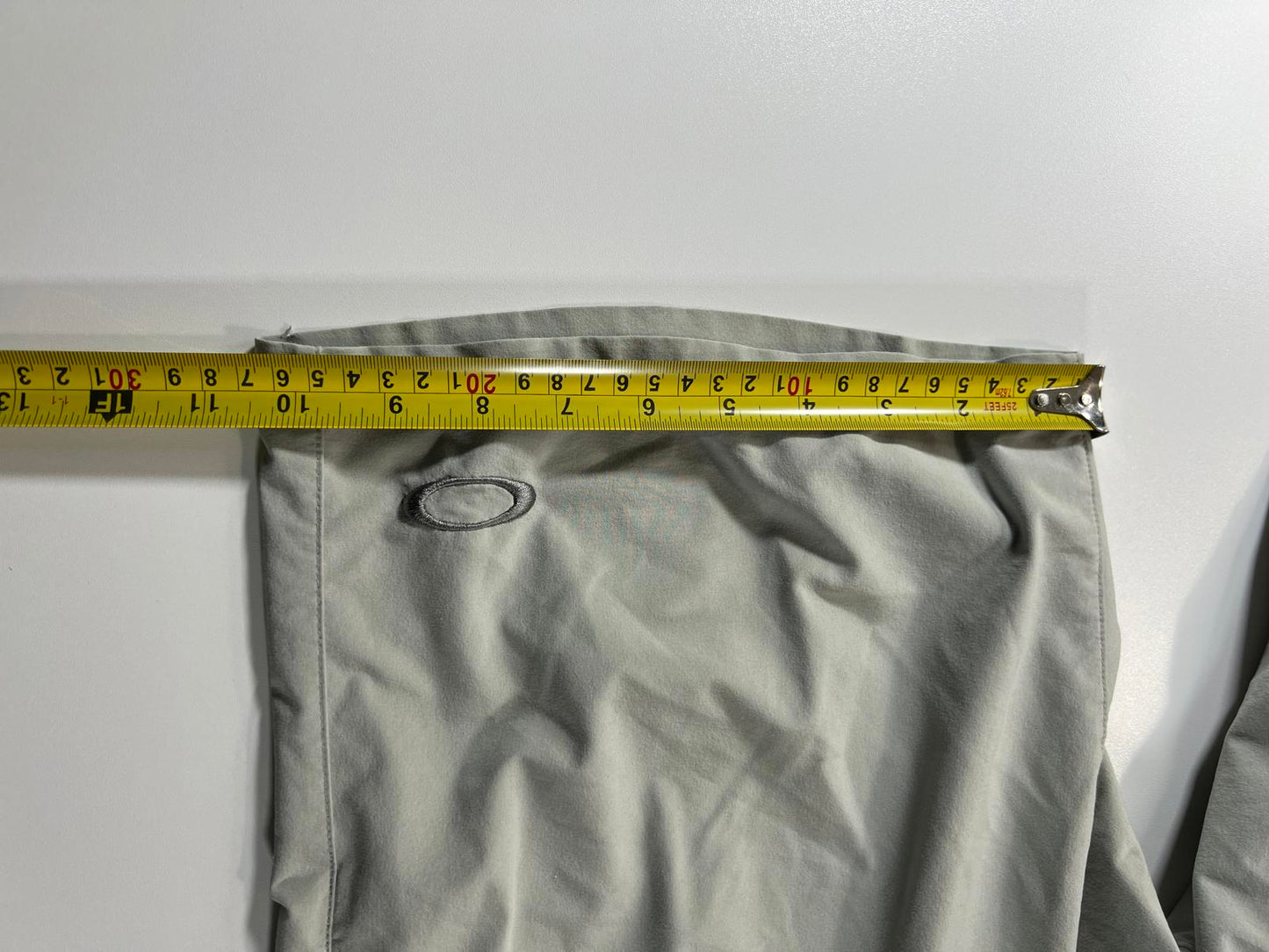 Oakley Men's Light Grey Casual Shorts