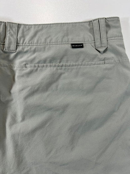 Oakley Men's Light Grey Casual Shorts