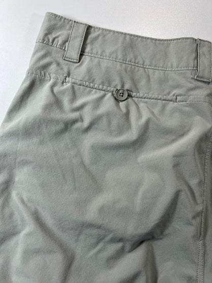 Oakley Men's Light Grey Casual Shorts