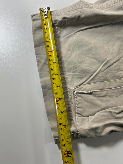 Vintage Levi’s Men's Beige Cargo Shorts 30