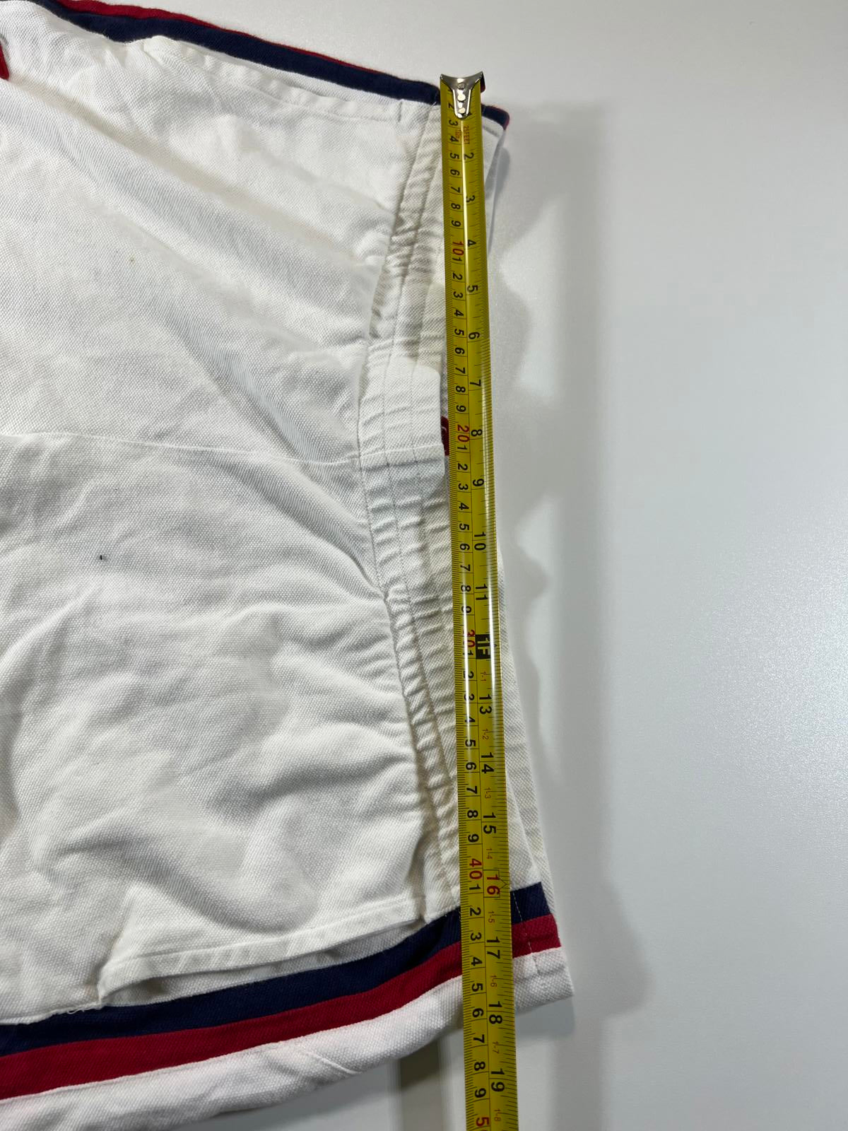 Ralph Lauren Polo White Athletic Shorts #14 and Crest L
