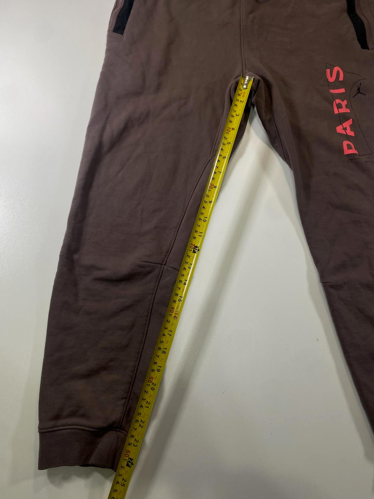 Jordan Paris Brown Jogger Sweatpants with Zippered Pockets M