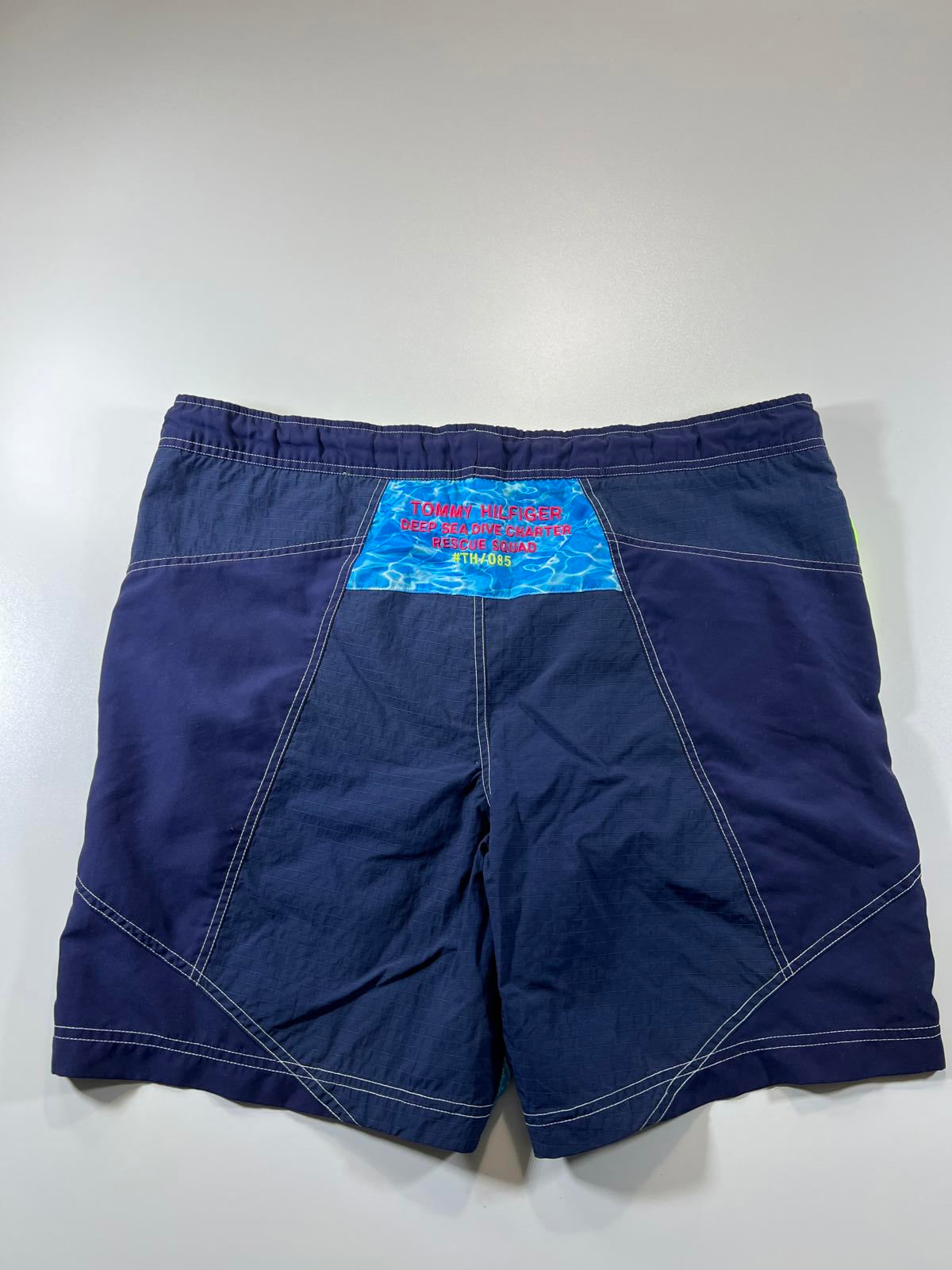 Tommy Hilfiger Men's Swim Shorts with Water Print Accent