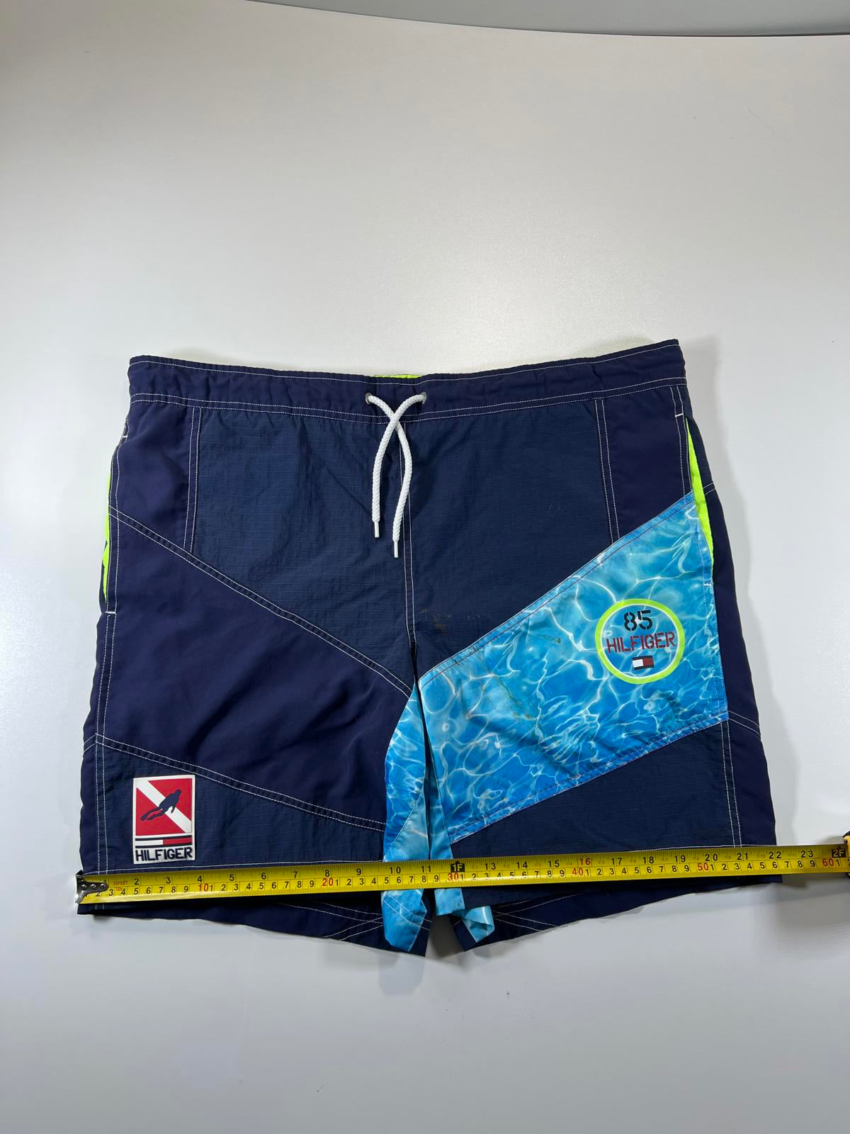 Tommy Hilfiger Men's Swim Shorts with Water Print Accent