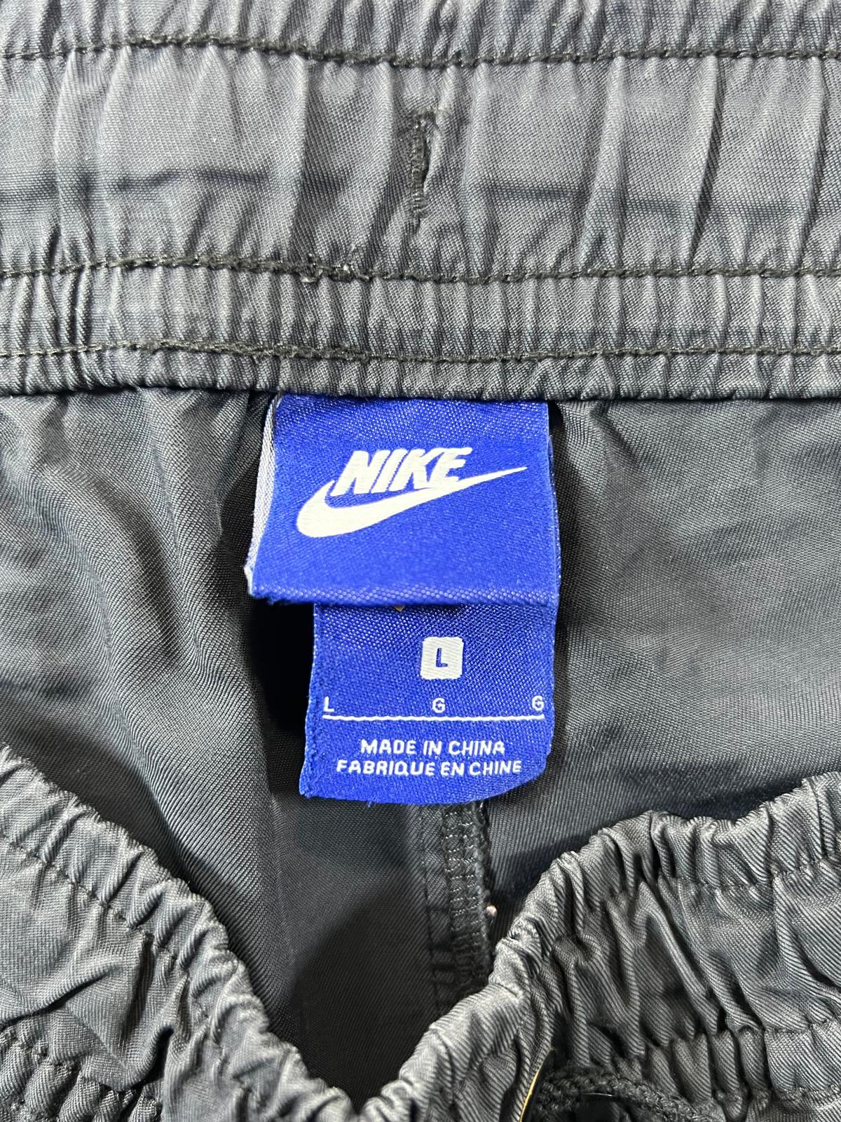 Nike Men's Black Athletic Shorts Size Large