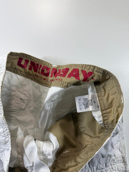 Unionbay White Cargo Shorts with Multiple Pockets 32