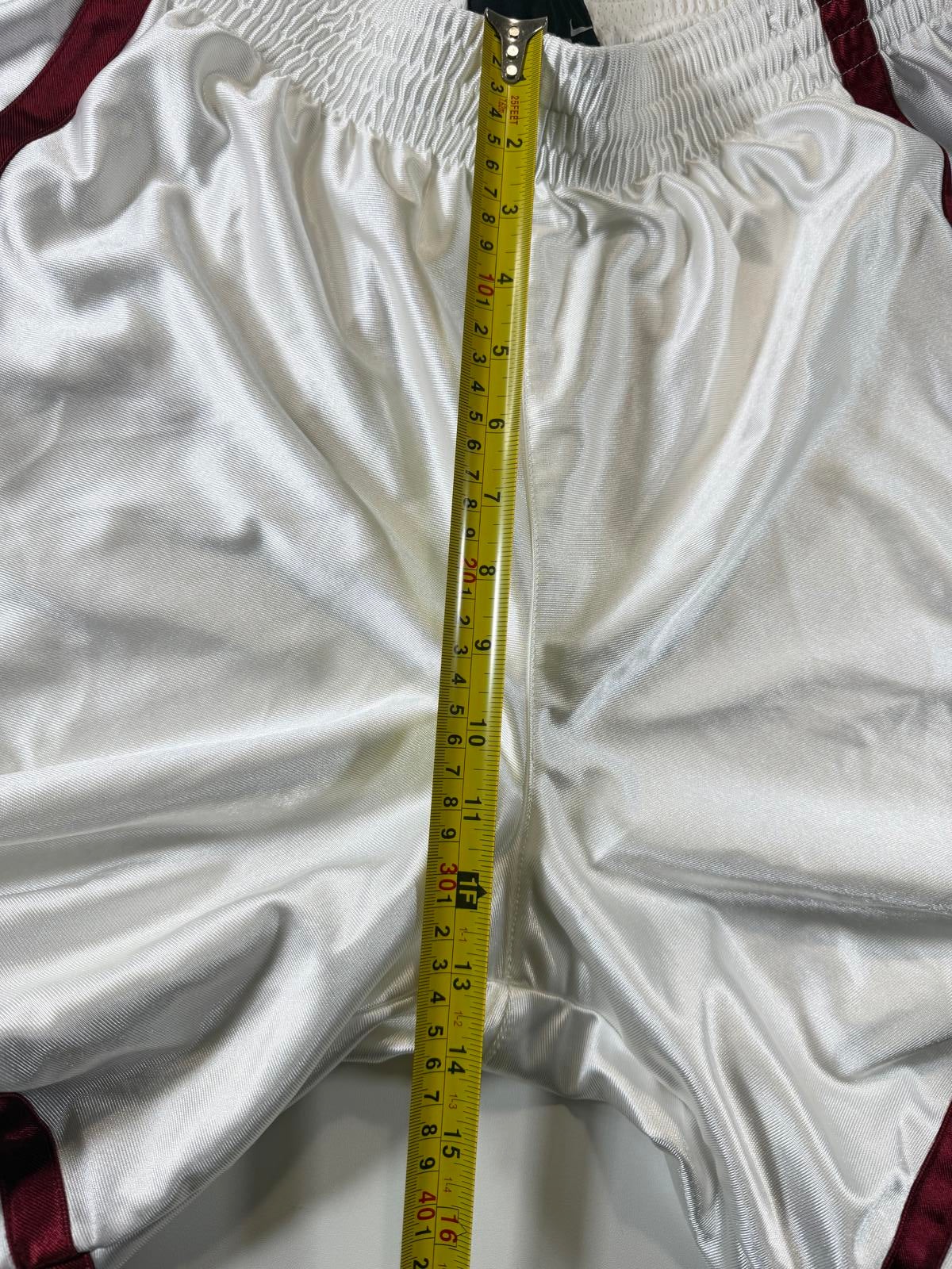 Nike White and Burgundy Athletic Basketball Shorts M