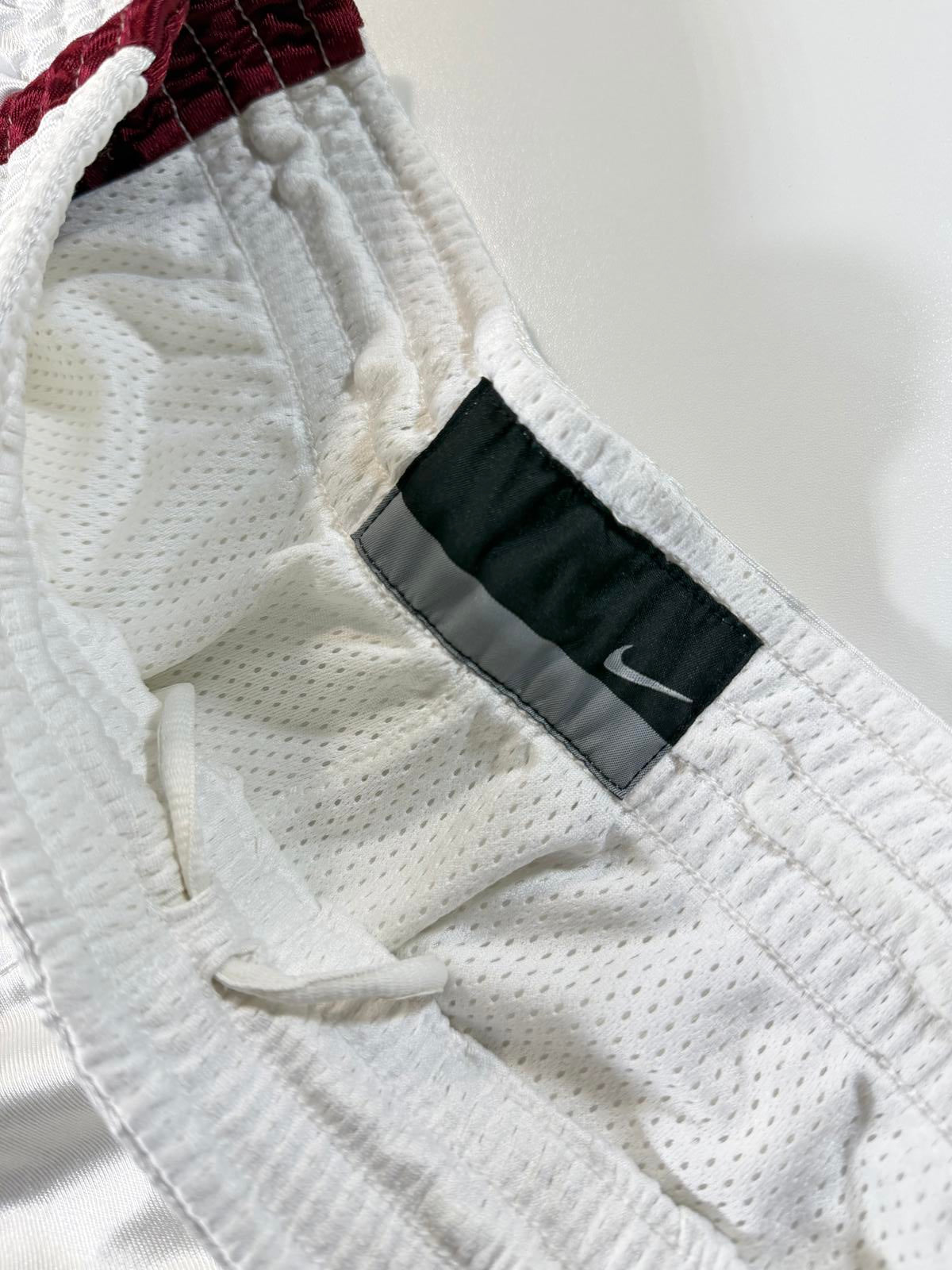Nike White and Burgundy Athletic Basketball Shorts M